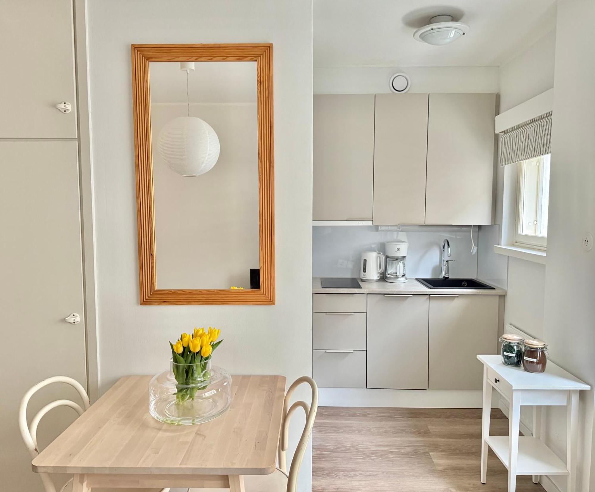 Just Renovated Stylish Nordic Studio By Tram Stop Helsinki Extérieur photo